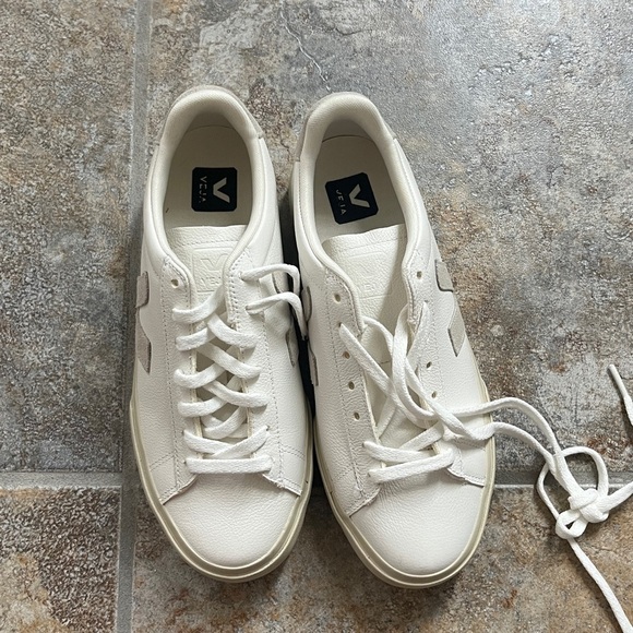 VEJA Campo Leather White Almond Sneakers Size 9 NEW - Picture 6 of 13